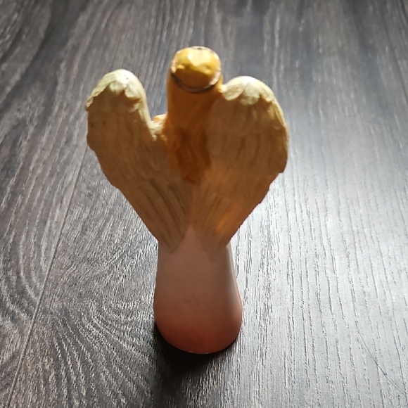Angel Figurine with Heart - Orange and White - Picture 5 of 6